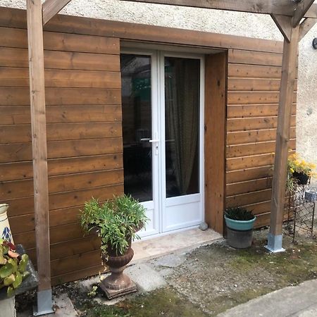 Bienvenue « A L'Ombre Du Figuier » Apartment Pieusse ภายนอก รูปภาพ