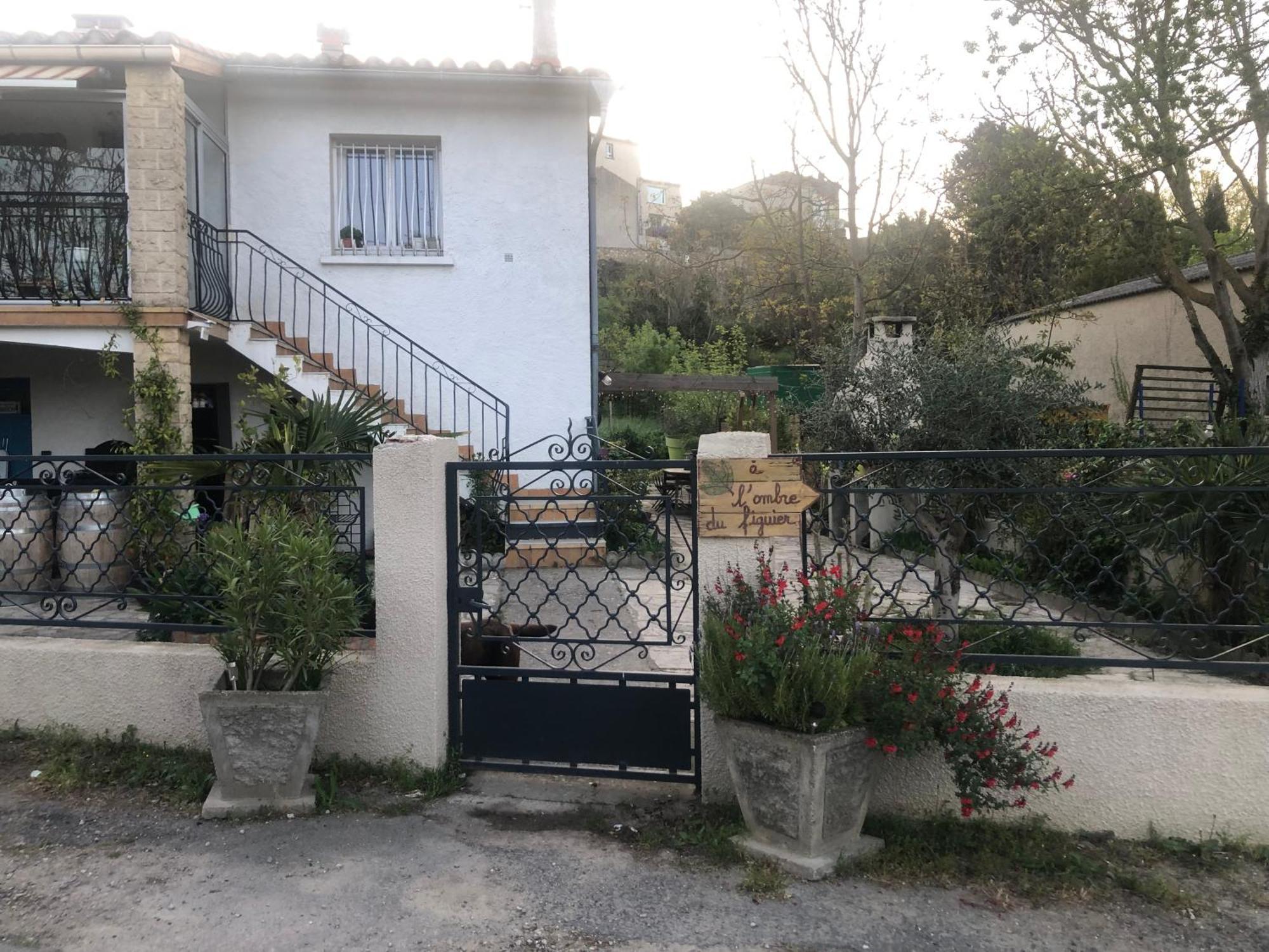 Bienvenue « A L'Ombre Du Figuier » Apartment Pieusse ภายนอก รูปภาพ
